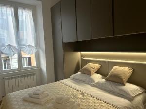 Leonard Vatican House