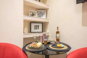 Elegant Escape Kolonaki