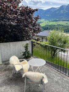 Maisonette Gäste-Haus vor dem privaten Haupthaus