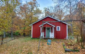 2 Bedroom Stunning Home In Lönashult