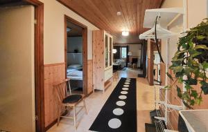 2 Bedroom Stunning Home In Lönashult