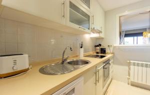 Green And Sea Apartment Roda