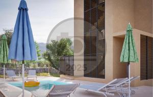 Cozy Apartment In Starigrad Paklenica