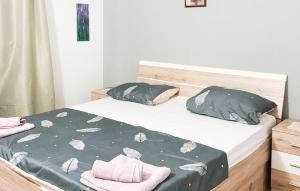 2 Bedroom Stunning Apartment In Jelsa