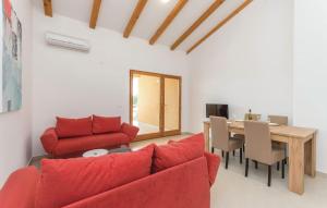 Cozy Apartment In Starigrad Paklenica 