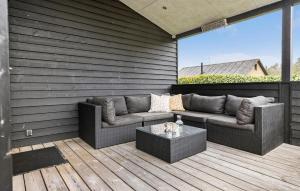 3 Bedroom Beautiful Home In Nexø