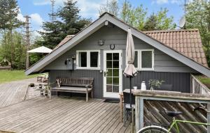 Lovely Home In Rødby With Wifi