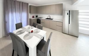 Stunning Apartment In Jelsa With Wifi