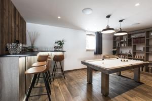 Chalet Le Saint-Jean - 15 pers - proche pistes