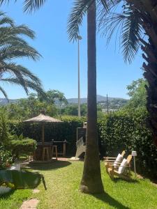 Apartamento en planta baja con terraza chillout by homeprive