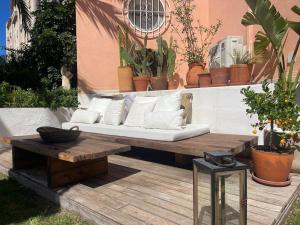 Apartamento en planta baja con terraza chillout by homeprive