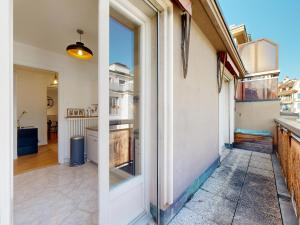 Bright flat in the heart of Lausanne