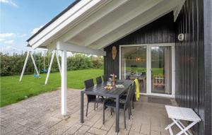 Holiday Home Hasselvænget Hejls X