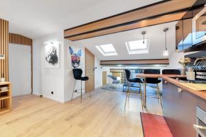 LE NAPOLEON chic et moderne, lendroit parfait au cœur de la Banane