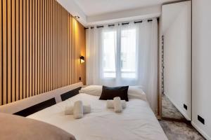 LE NAPOLEON chic et moderne, lendroit parfait au cœur de la Banane