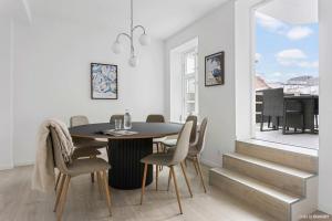 Premium High-Street Home w Large Private Terrace