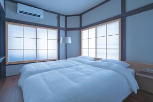 innnn higashinagasaki