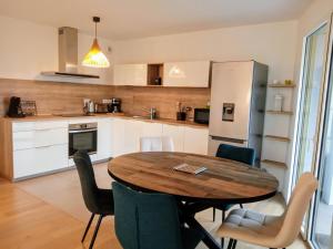 Appartements Blue Dock sur le Port Parking Wifi Linge en option : photos des chambres