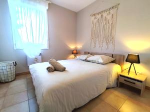 Appartements La Noria - Confort et Facilite - Parking : photos des chambres