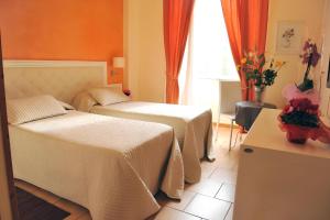 Double or Twin Room with Private Bathroom