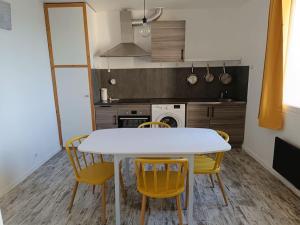 Appartements Dans la brise du Rhone : photos des chambres