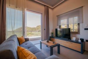 Archontissas House in mountainous village Drakona 22km from Chania