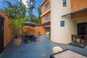 Gravier Holidays A day in paradise