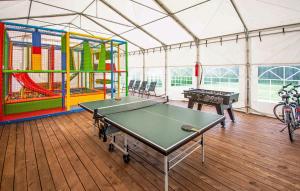 Beautiful Home In Mielenko With Wifi