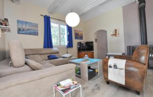 Maisons de vacances Cozy Home In Besse-Sur-Issole : photos des chambres