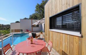 Stunning Home In Suze La Rousse