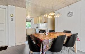 Gorgeous Home In Hemmet With Wifi
