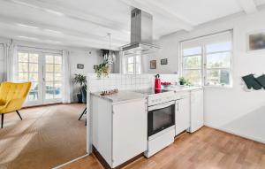 3 Bedroom Amazing Home In Væggerløse