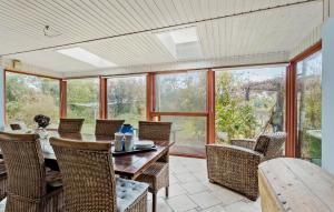 4 Bedroom Stunning Home In Humble