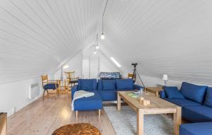 Awesome Home In Humble With Wifi