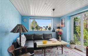 2 Bedroom Amazing Apartment In Allinge