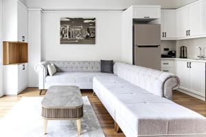 HEARTH OF DOWNTOWN ,LUXURY 1 NEW APARTMENTs