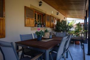 Σπίτι με κήπο στους Γόμφους Τρικάλων