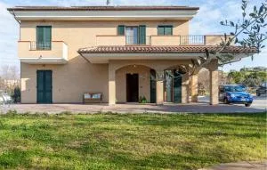 Amazing Home In Morrovalle With Wifi - 莫利亚诺