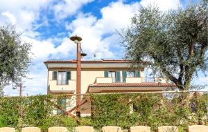 Amazing Home In Morrovalle With Wifi