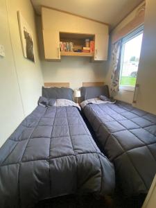 Superb luxury caravan, Todber Valley Holiday Park,