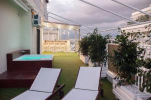 The Penthouse Private Jacuzzi & Lycabettus View
