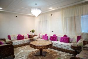 Spacious Apt with Fast Fiber 200Mb & IPTV