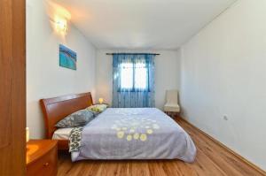 Stylish family retreat with shared pool