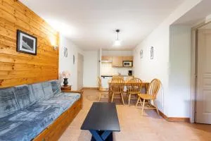 Karibu - Vue montage et piscine partagée - Flumet