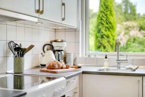 Cozy Cottage Near The Beautiful Rågeleje Beach