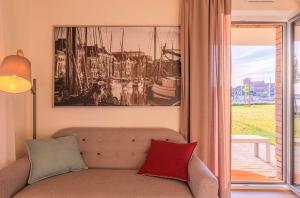 Am Lütten Meer - Apartment in der Hafenresidenz mit Terrasse & Müritzblick