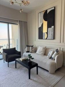 Burj Royale High Floor Apartment Near Dubai Mall