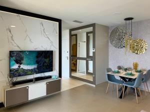 INTEMPO SKY RESORT in BENIDORM TOP PREMIUM APARTAMENTS