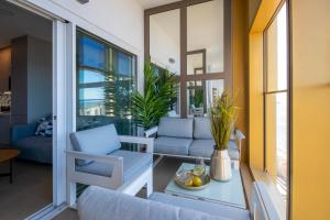 INTEMPO SKY RESORT in BENIDORM TOP PREMIUM APARTAMENTS