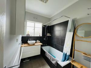 Garden House 15 min to Hobart CBD